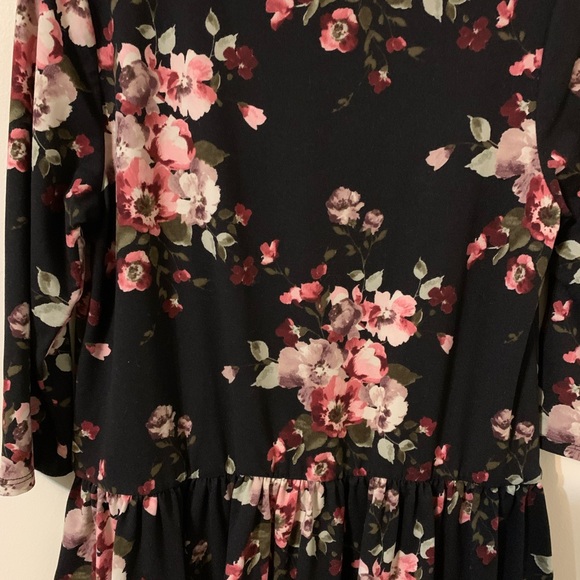 Floral Top by LES AMIS size Small - Picture 11 of 13
